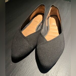 Kelly & Katie Jayde Flats